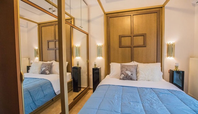 Luxury Suites