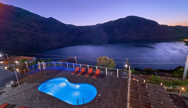 Lake View Suites in Apokoronas