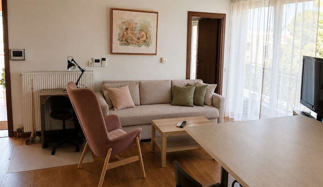 Pavlos Loft - Garden Views & Terrace in Leontari in Leontario