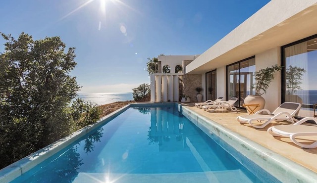 Mediterran Infinity Villa | Pool & Seaview by PikHost