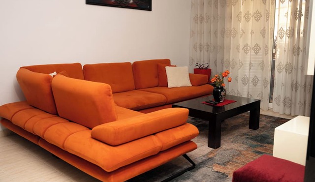 FIA Rentals 3BD Tirana 49 - Top Floor