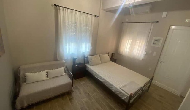 Elpida's apartments