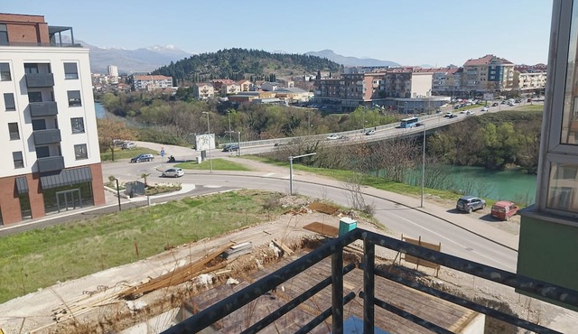 Sweet 1-bedroom apartment with WiFi and AC in Podgorica