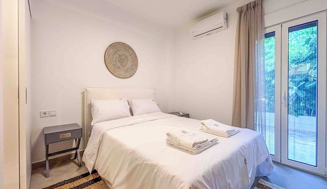 Elegant Flat in the Center of Glyfada