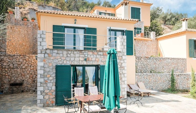 Villa on Arcadian Coast near Kissakas Beach
