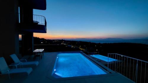 Azure - ERATO with pool and sea view in Spárton