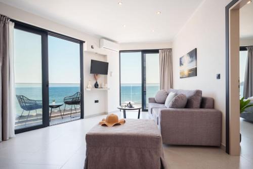 Ristanis Horizon Mare Luxury Beachfront Retreat