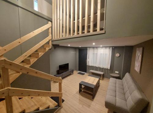 Christina Apartment Loft in Drama