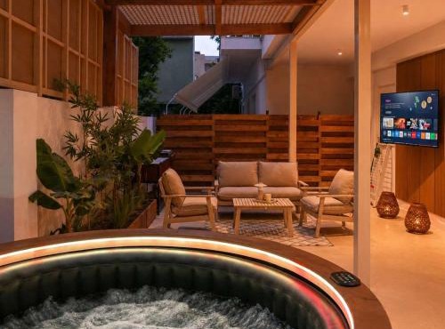 Light & Kozy Residence - Jacuzzi Lux Stay in Patra in Patra