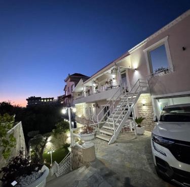 Alesio Guest House