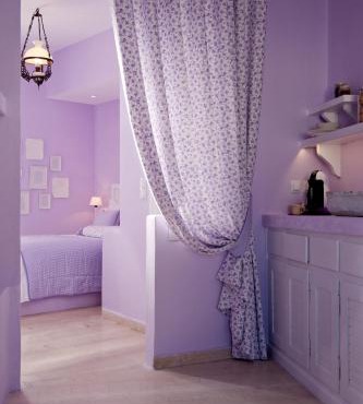 Santorini Roses Suites