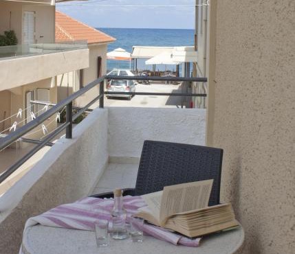 Vaso Apartments in Platanias