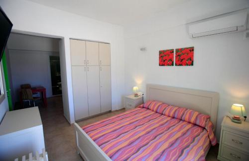 Kastellos Apartments Sikinos